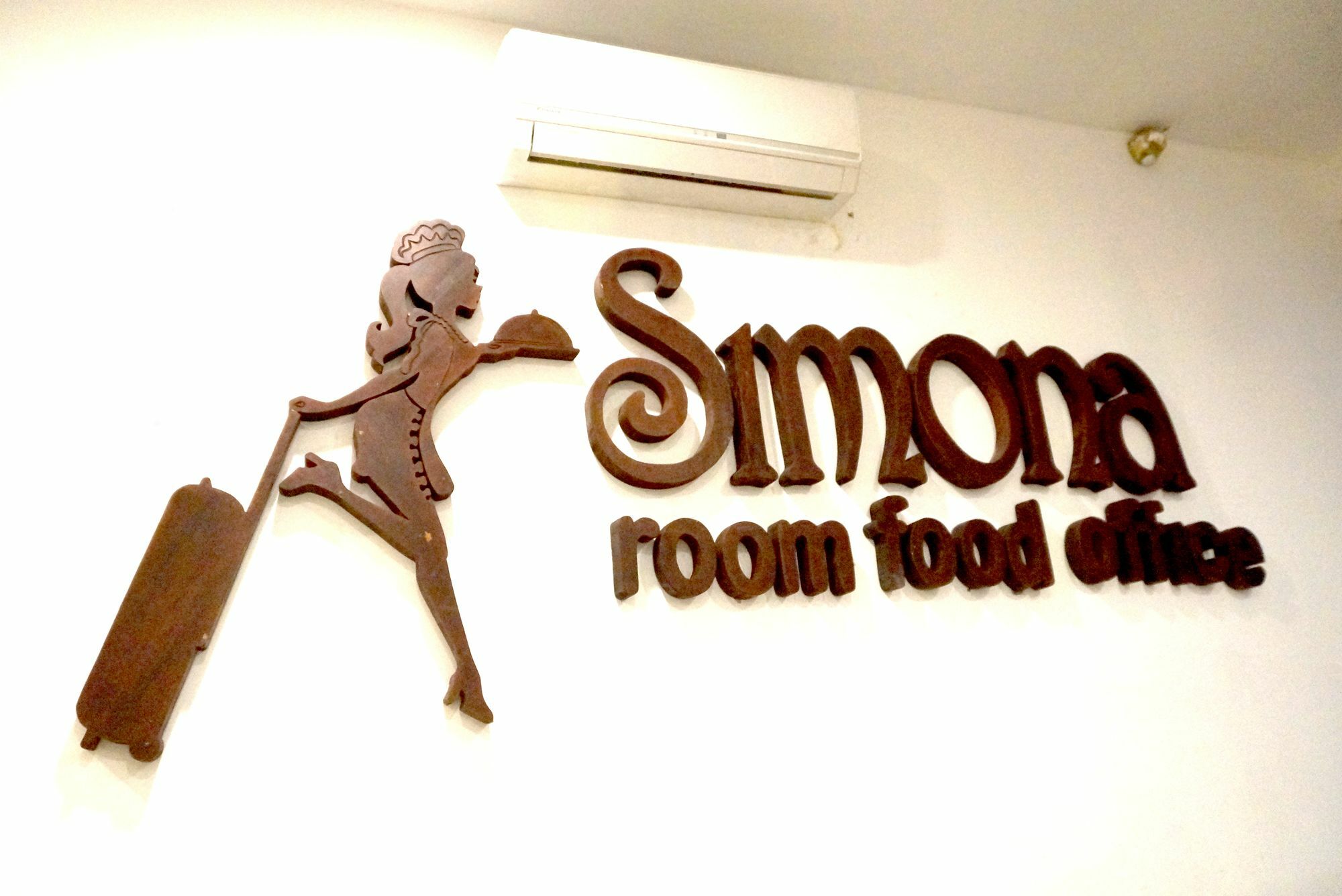 Oyo 1489 Simona Hotel Kerobokan Exterior foto